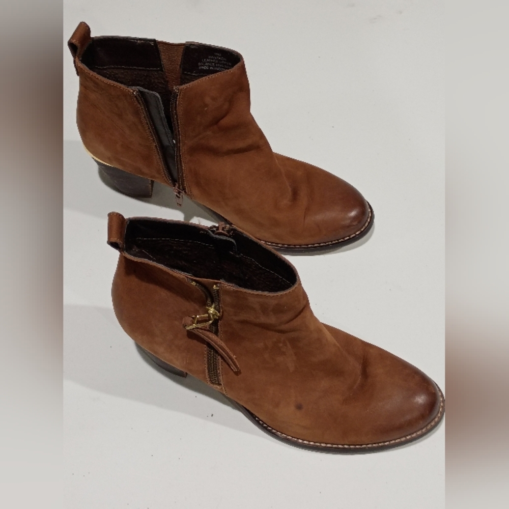 Steve Madden Brown Leather Ankle Booties  Size 11M
